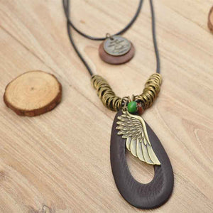 Classic Style Feather Necklace Black Green Coffee