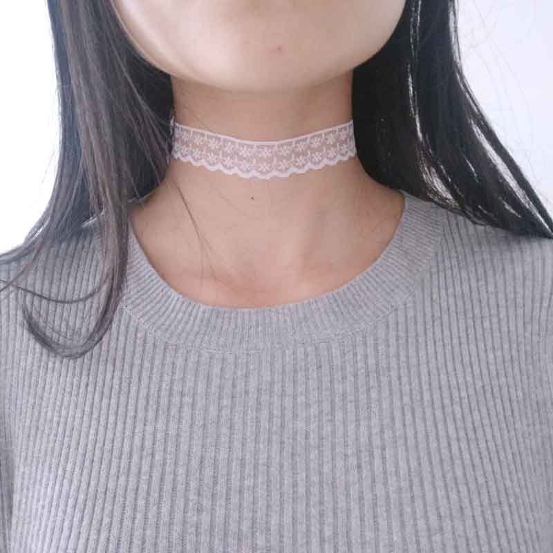 Black and White Lace Sexy Choker White