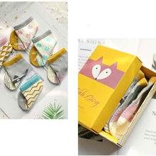 Load image into Gallery viewer, Fox and Racoon 6-12Months Anti-Skid Baby Socks