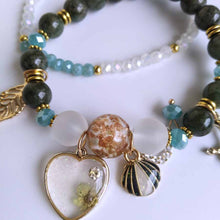 Load image into Gallery viewer, Heart Shell Crown Black Green handmade Beaded Bracelets for women girls