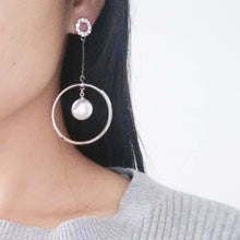 Load image into Gallery viewer, Big Circle earrings for girls