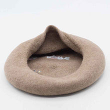 Load image into Gallery viewer, Embroidery Heart Plane Wool Beret 3 Colors