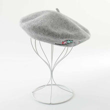 Load image into Gallery viewer, Buy the best quality wool beret hats for women