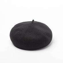 Load image into Gallery viewer, Simple and fashionable wool beret for women