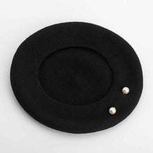 Load image into Gallery viewer, Pearl Black Wool Beret for Women