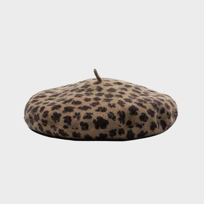Leopard wool beret for women
