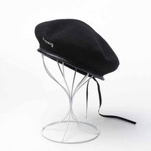 Load image into Gallery viewer, Women wool black beret