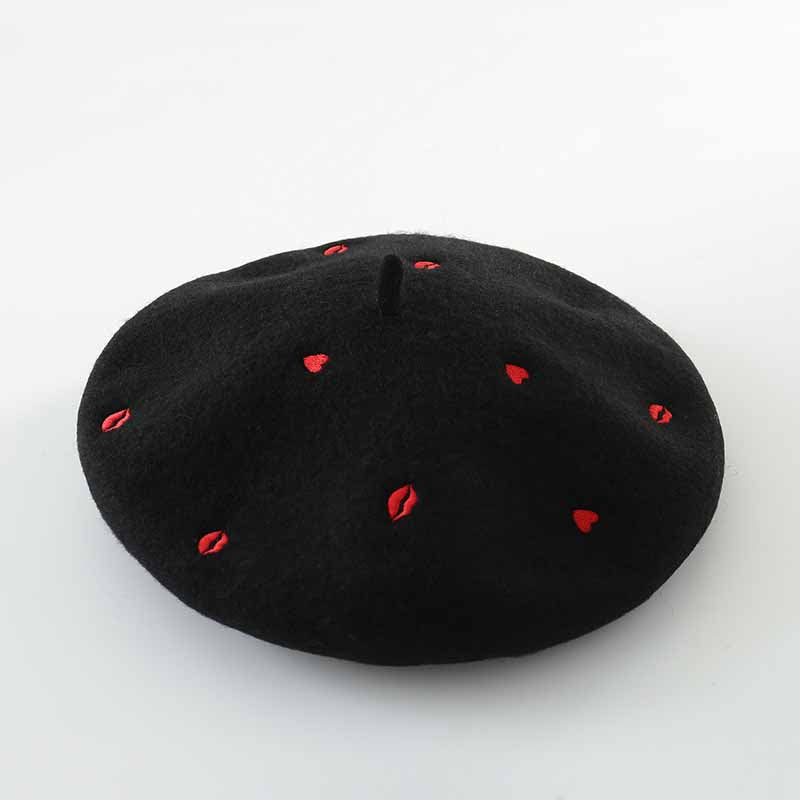 Embroidery hearts lips wool black beret for women