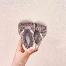 Load image into Gallery viewer, Baby walking shoes
