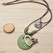 Load image into Gallery viewer, Classic Style Heart Pendant Necklace Green Black Coffee