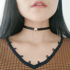 Big Heart Leather Choker